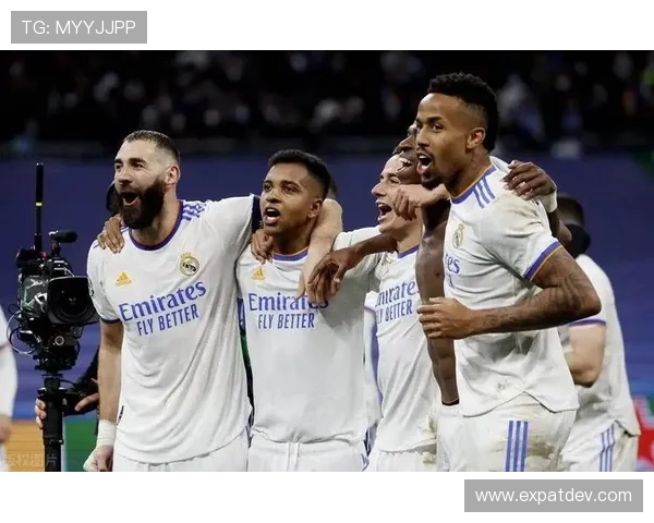 点球三响皇马八连胜登顶西甲